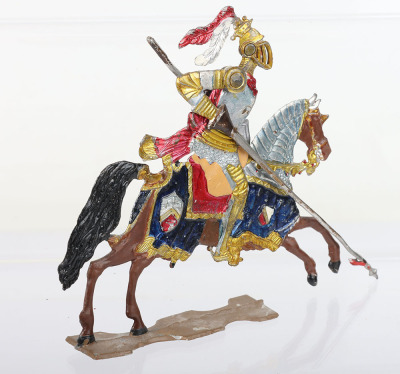 Besold 85mm size flat mounted Knight - 3