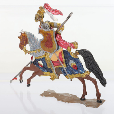 Besold 85mm size flat mounted Knight - 4