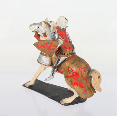 Courtenay mounted Knight H6 titling indecipherable - 4