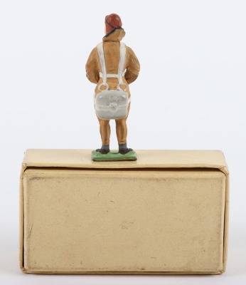 Rare boxed Heyde for Bassett-Lowke Personalty figure Amy Johnson, circa 1925 - 2