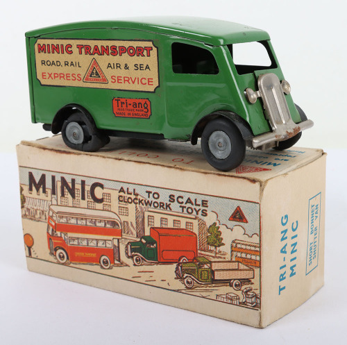 Tri-ang Minic Short Bonnet Shutter Van