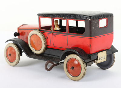 German Tinplate Clockwork Limousine with driver - 2