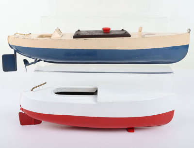 Two Sutcliffe clockwork tinplate model Speedboat, 1925-35 - 2