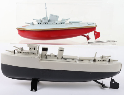 Sutcliffe tinplate clockwork model Torpedo boat Fury, 1950s - 2