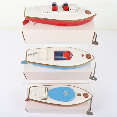 Three Sutcliffe tinplate clockwork boats, 1950s/60s - 2