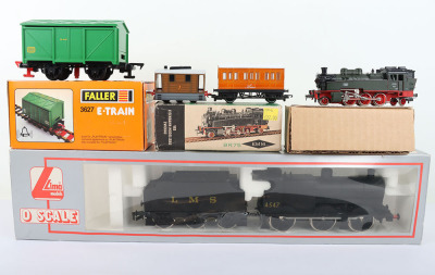 Lima 0 Gauge electric 2-Rail LMS black Class 3F Locomotive and Tender - 2