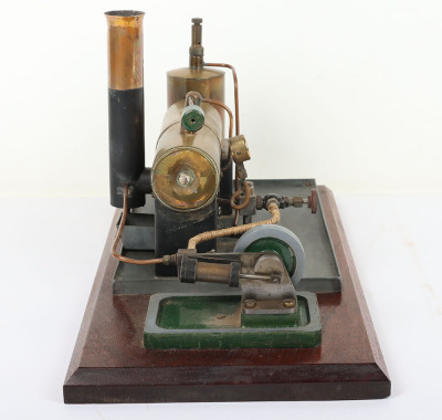 A live steam plant and single cylinder engine - 4