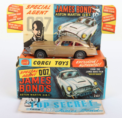 Corgi Toys 261 James Bond Aston Martin D.B.5 from the Film “Goldfinger”