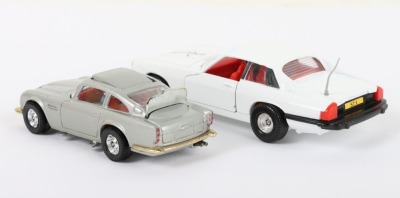 Corgi Toys 270 James Bond Aston Martin D.B.5 - 4