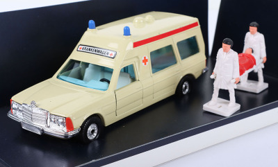 Two Corgi 406 Mercedes Bonna Ambulances - 3