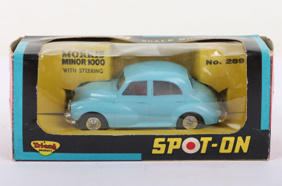 Tri-ang Spot-On 289 Morris Minor 1000