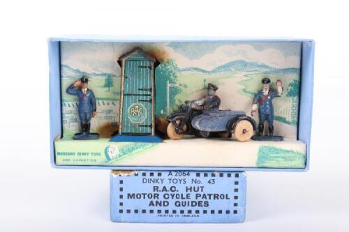 Dinky Toys Pre War Set No 43 R.A.C. Hut Motorcycle Patrol and Guides