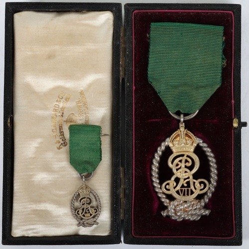 Cased Edwardian Royal Naval Reserve Decoration