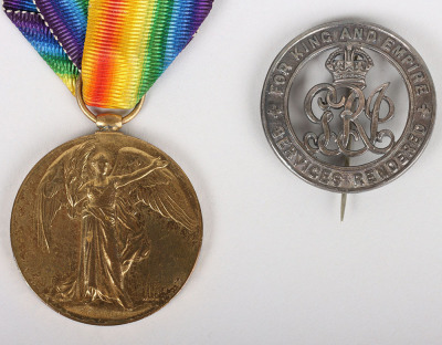 Great War 1914-15 Star Medal Trio and Silver War Badge to a Recipient Who Served in the Nottinghamshire and Derbyshire Regiment - 3