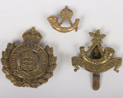 Scarce Royal Guernsey Militia Cap Badge