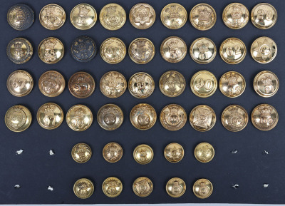 British Officers’ Gilt Tunic Buttons (1856-1881) - 2