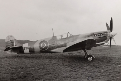 Large Comprehensive Photograph Album of Official Photographs of Aircraft at Boscombe Down Airfield 1939-45, Compiled by Air Vice Marshall Bernard Francis McEntegart C.B, C.B.E - 10