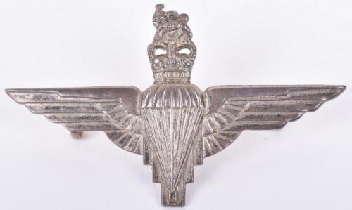 Post 1953 Parachute Regiment Silver Cap / Beret Badge