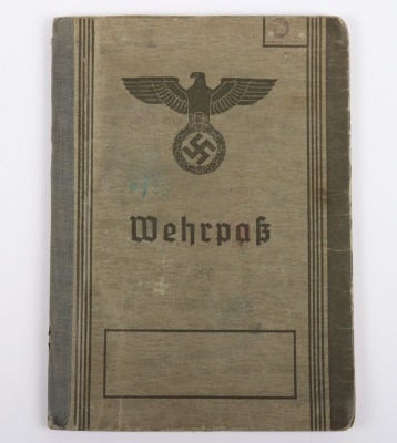 WW2 German Army Wehrpass to an NCO Gebirgsjäger R. Phin, Art. Regiment Nr 8, Heavily Wounded, Amputated Leg - 2