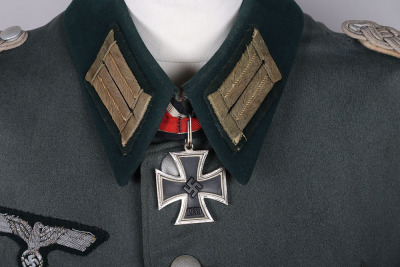 WW2 German Army (Heer) Officers Combat Tunic, Peaked Cap and Steinhauer & Luck Made Knights Cross of the Iron Cross, from a Knight&rsquo;s Cross Winner with the rank of Oberstleutnant from Grenadier Regiment 481 - 5