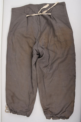 WW2 German Armed Forces Reversible Winter Camouflage Padded Trousers - 2