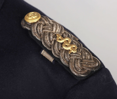 WW2 German Kriegsmarine Officers Frock Coat for a Medical Officer with Rank of &ldquo;Korvettenkapit&auml;n&rdquo; - 10