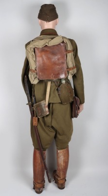 Fine Full WW2 Japanese Infantry Officers Mannequin Display including Uniform, Equipment, Field Cap and Officers Sword Katana - 12