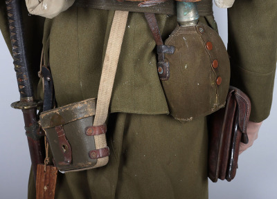 Fine Full WW2 Japanese Infantry Officers Mannequin Display including Uniform, Equipment, Field Cap and Officers Sword Katana - 14
