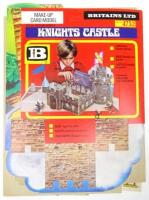 Britains 4752 Make up Card Model Knights Castle