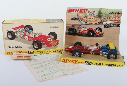 Dinky Toys 225 Lotus F1 Racing Car