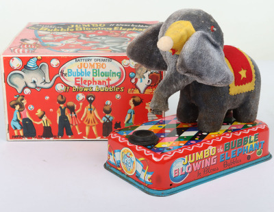 Three Yonezawa (Japan) Battery Operated Jumbo the Bubble blowing Elephant - 4