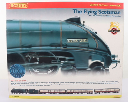 Boxed Hornby Railways limited edition 00 gauge R2089 The Flying Scotsman ‘Silver Link’ trains set