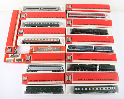 Boxed Jouef HO gauge locomotives and coaches