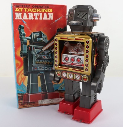 Battery Operated Attacking Martian Robot SH Horikawa Japan