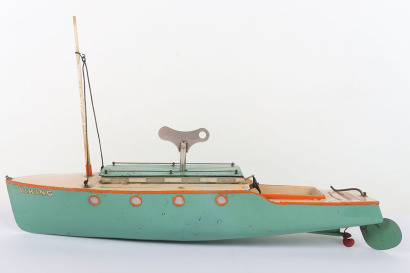 Hornby No.5 Cabin Cruiser ‘Viking’ boat