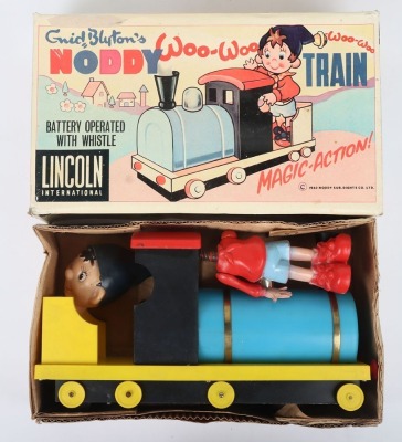 Three Lincoln Internatioinal Enid Blyton Noddy Plastic Toys - 4