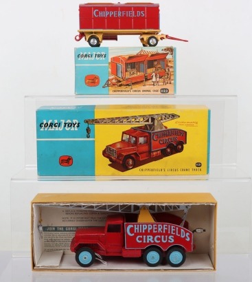 Corgi Major Toy 1121 Chipperfields Circus Crane Truck