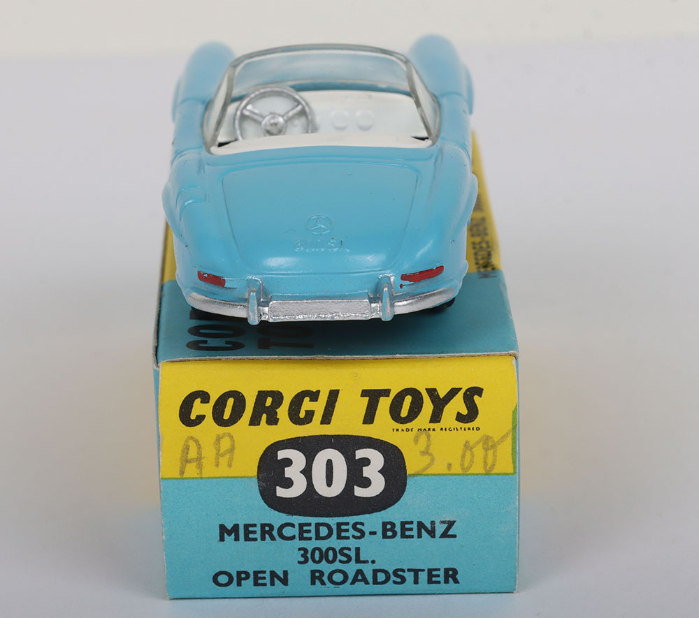 Corgi Toys メルセデス・ベンツ 300SL オープンロードスター Mercedes-Benz 300 SL Open Roadster (303S) – Corgi Model Club USA