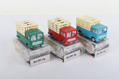 Three Maxwell Toys India delivery Vans