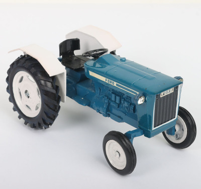 Scarce Early Milton Maxwell India Ford Tractor - 2