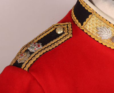 EIIR Period Lieutenants Full Dress Tunic to the Grenadier Guards - 6