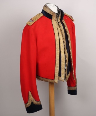 The Life Guards Officers EIIR period Mess Jacket and Waistcoat, in rank of Major - 2