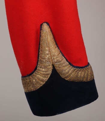 The Life Guards Officers EIIR period Mess Jacket and Waistcoat, in rank of Major - 3