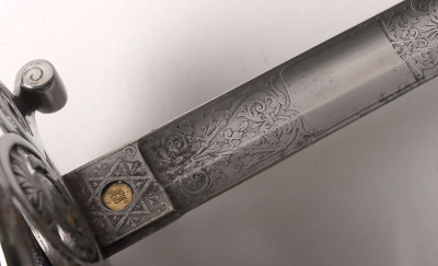 A Victorian 1854 Pattern Grenadier Guards Officers Sword - 6