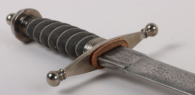 A late Victorian Officers Undress Sword of the ROYAL SCOTS FUSILIERS - 13