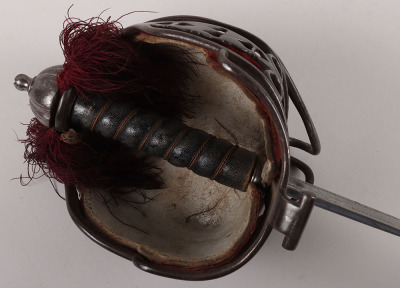 A Scottish Victorian Officers basket hilt broadsword of the 72nd Highlanders (The Duke of Albany&rsquo;s Own Highlanders) by Johnstone, Sackville St. London & Dawson St. Dublin - 4