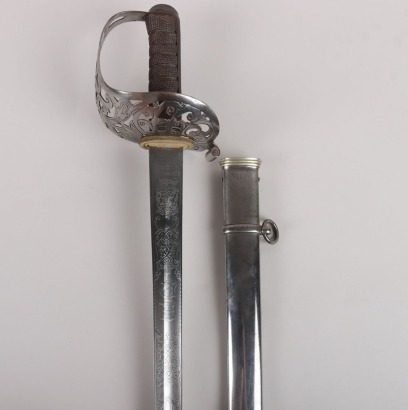 A good 1896 Pattern Cavalry Officers Sword of the 7th Queens Own Hussars Belonging to Hon. A. E. D. Astley, 21st Baron Hastings