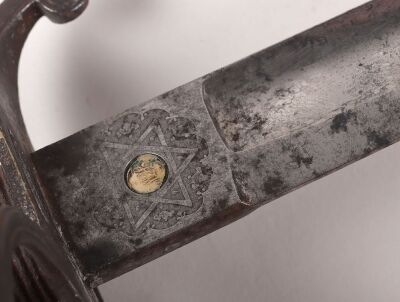 A Victorian Royal Artillery Officers sword of Lieutenant Daniel Thomas Weaver, Royal Artillery by HENRY WILKINSON PALL MALL LONDON, No.13537 - 11