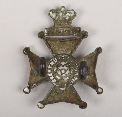 Victorian 1st Hampshire Rifle Volunteers Forage Cap Badge - 4