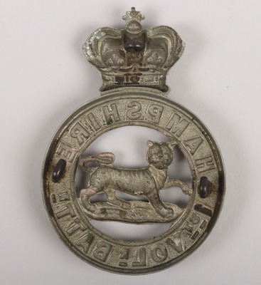 Victorian 1st Volunteer Battalion Hampshire Regiment Other Ranks Glengarry Badge - 4